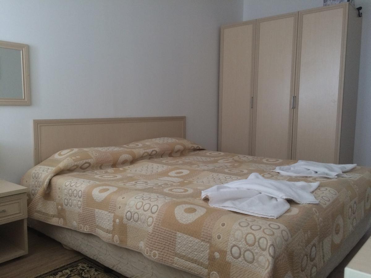 Stenata Huge Ski To Door Apartment Pamporovo Bagian luar foto