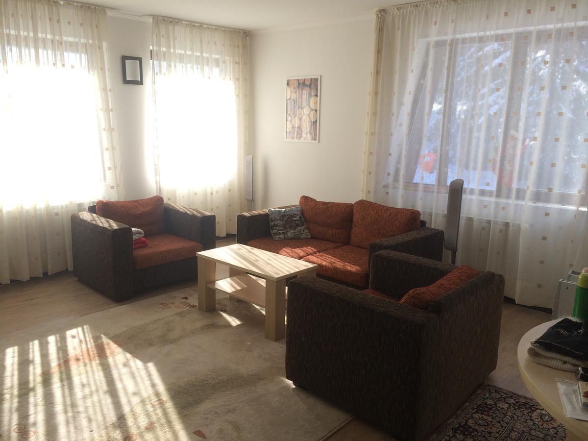 Stenata Huge Ski To Door Apartment Pamporovo Bagian luar foto