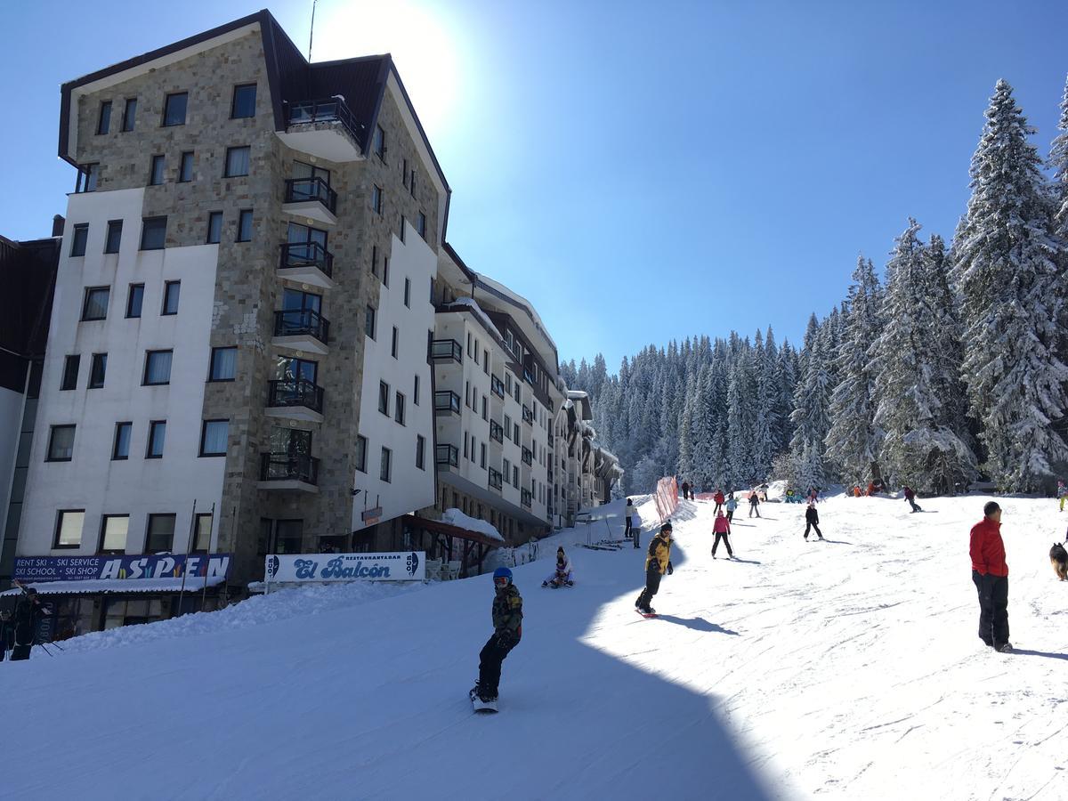 Stenata Huge Ski To Door Apartment Pamporovo Bagian luar foto